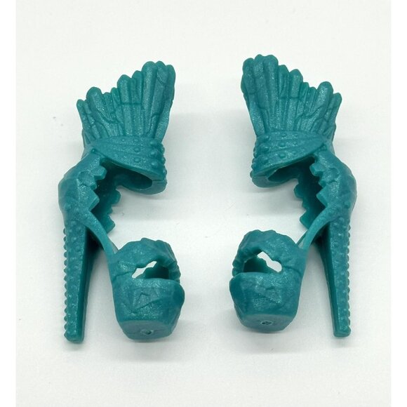 Monster High Doll Catty Noir Boo York City Schemes 2015 Teal Shoes Heels - Picture 2 of 3